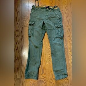Superdry slim core cargo lite pants in excellent condition